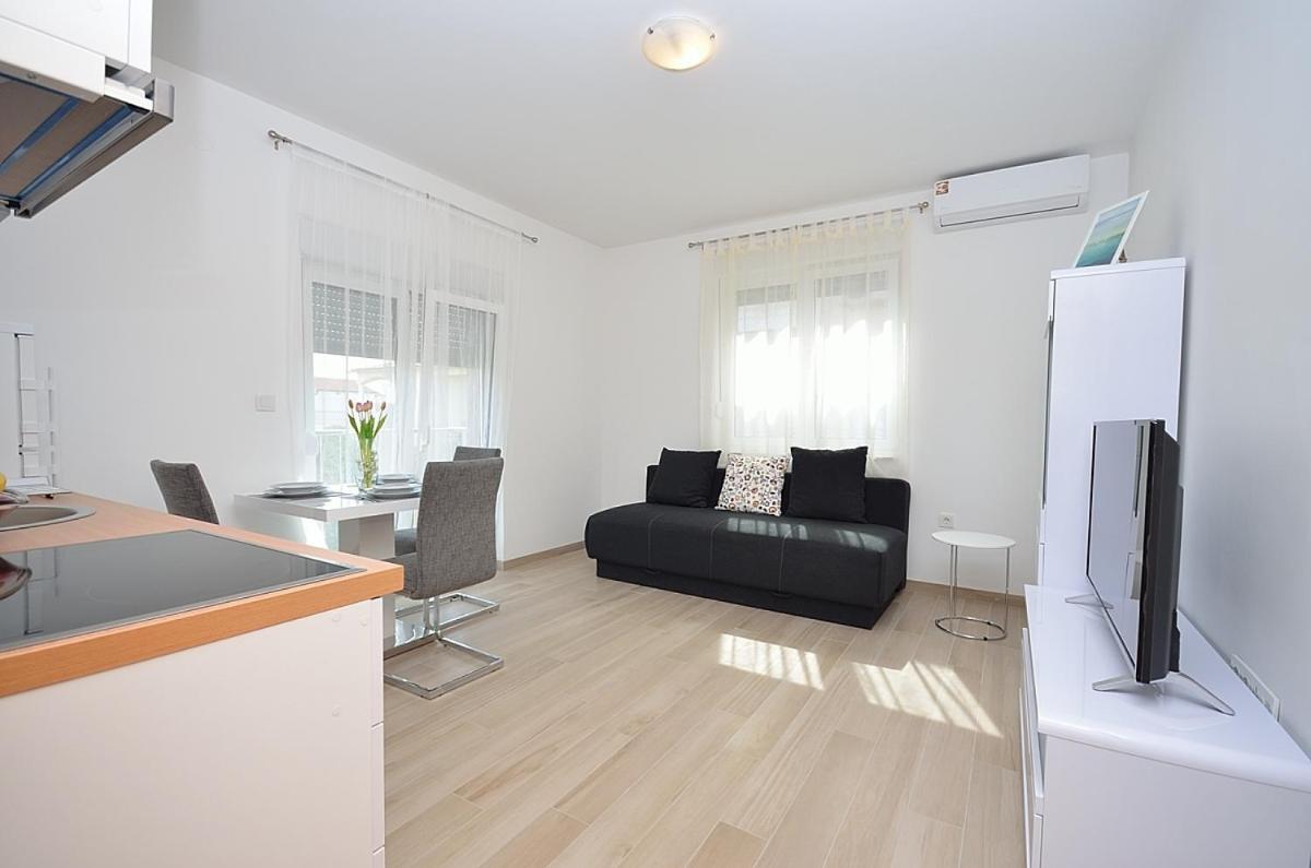 Apartamento Mila Vodice Exterior foto