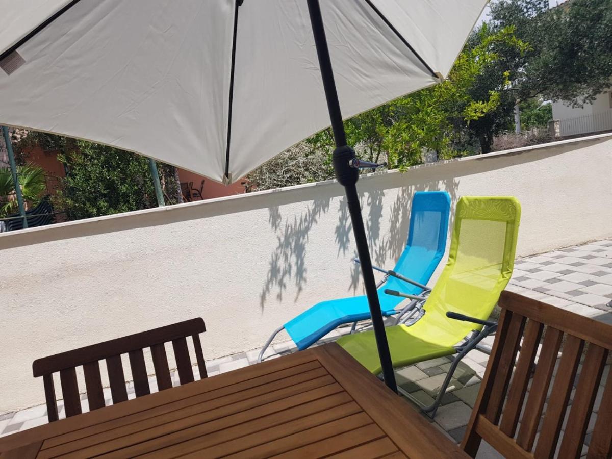 Apartamento Mila Vodice Exterior foto