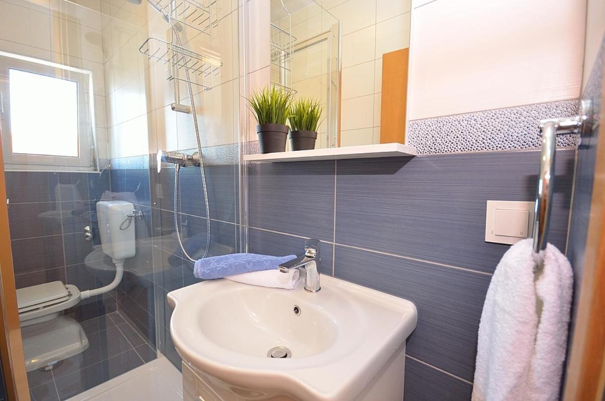 Apartamento Mila Vodice Exterior foto